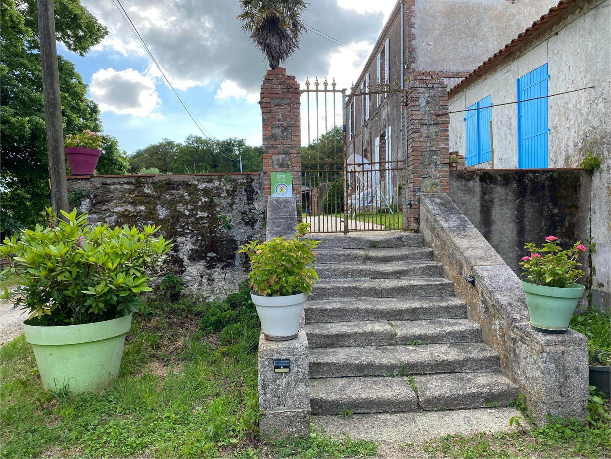 Appartement Le Colibri - Domaine De La Houblette à Challans Extérieur photo