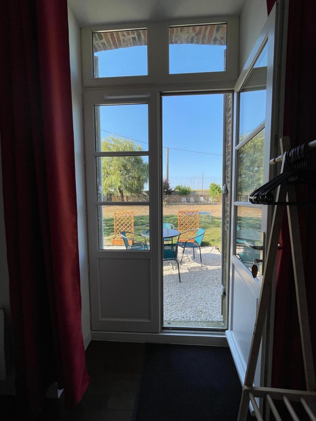 Appartement Le Colibri - Domaine De La Houblette à Challans Extérieur photo